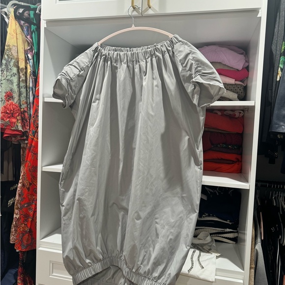 nylon Planet dress - Picture 1 of 6